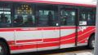 小松駅から空港への便がある