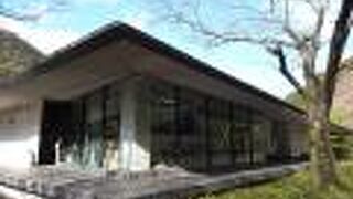 お雛様の時期、歴史あるお雛様の展示もありました