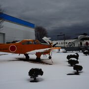 屋外の展示もある