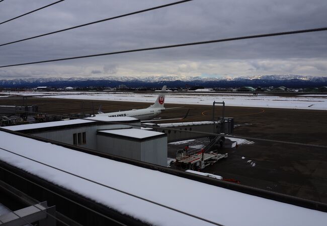 県境の山々がよく見える