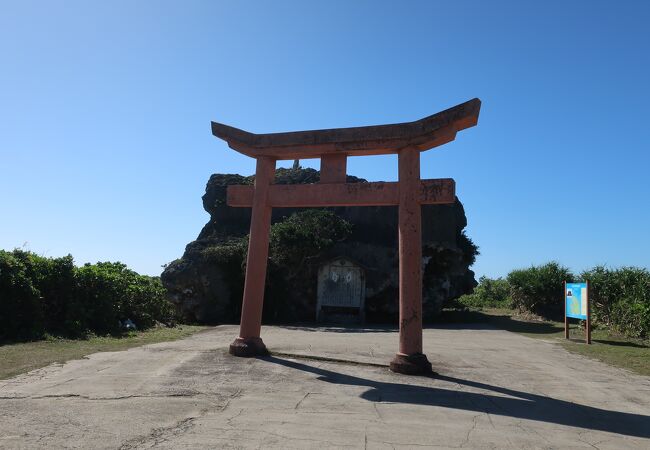 津波で運ばれた巨石