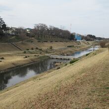 運河水辺公園