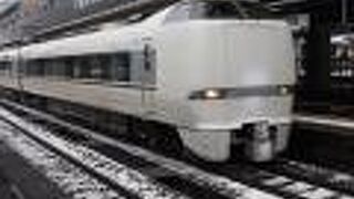 北陸本線も走る