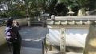 源平合戦、壇ノ浦の戦いで敗れた平家一門のお墓です。