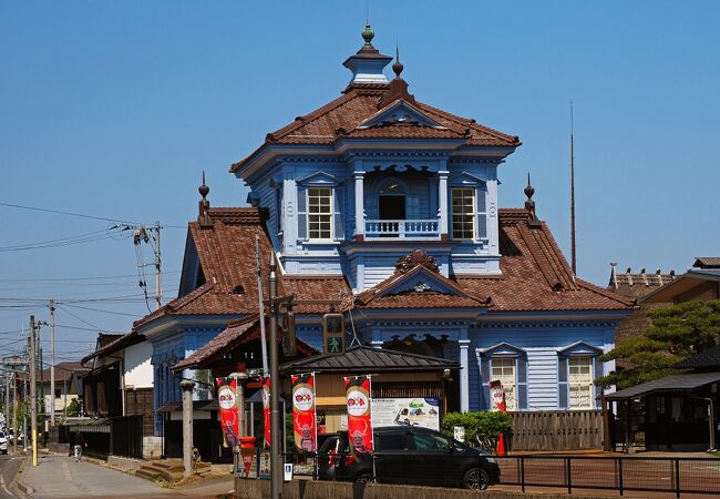 庄内地方の歴史・民俗資料・酒井家伝来の品々が集められている：致道博物館