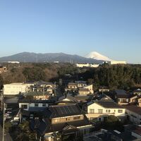 部屋から富士山を望む