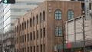 電話局の名建築