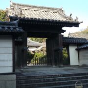 倉敷の本通り沿いにある寺院