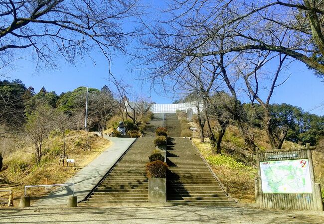 越生町役場からハイキングコースがあります