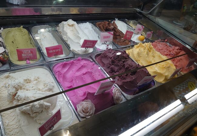 IL GELATO Waikiki Royal Hawaiian