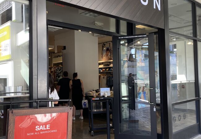 MARK&LONA  新品未使用　ハワイアラモアナ店 MARK & LONA】マーク＆ロナがハワイアラモアナ店でTHANKS