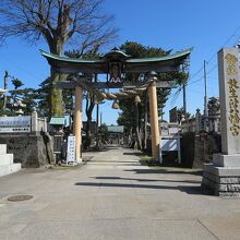 放生津八幡宮