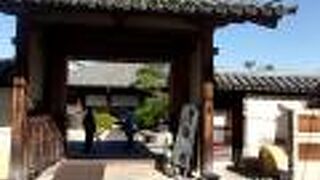 本堂の作りが魅力的です。