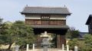 福岡城の門が残る黒田家ゆかりの寺院