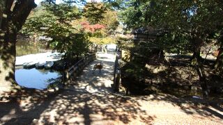 鷺池にあるお堂です。