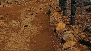 天候によって表情が豊かに変化する：御釜