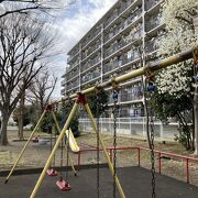 さがみ野サンハイツ南の長細い公園