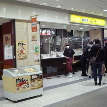 オープン店舗なので入り易いです