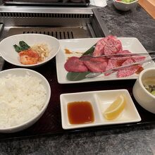 焼肉チャンピオン 羽田空港第３ターミナル店