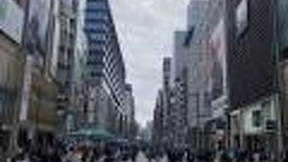 休日の歩行者天国