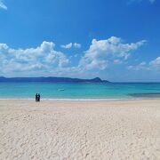 天気によって変わる海の色