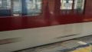 大阪と名古屋を結ぶ