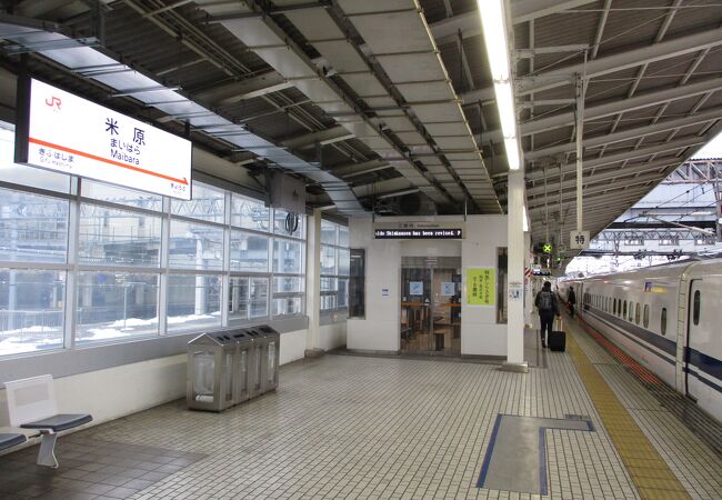 ＪＲ西日本からＪＲ東海の列車に乗り換え