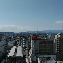 春霞が無ければ丹沢の奥に富士山が！