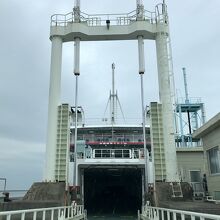 車ごと乗り込む