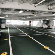 まだまだ乗れます　けっこう大きなフェリー