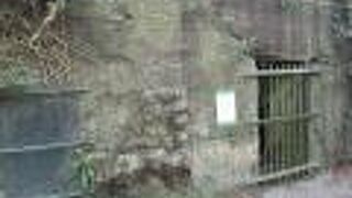 1000人以上の兵士がいた