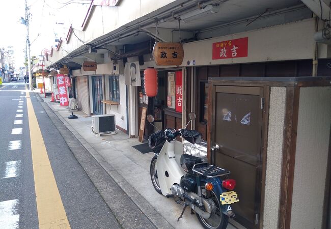 本町中央市場商店街（人情横丁）