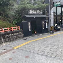 建物入り口