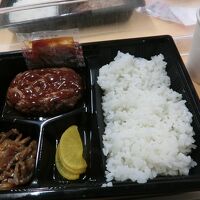 ハンバーグしか喉通らず