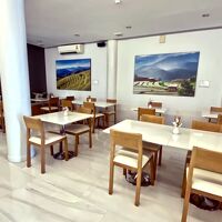 一階、ロビー「だけ」は美しい...