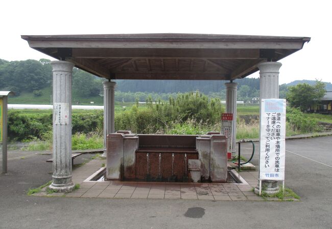 長湯温泉にも竹田湧水群がありました。