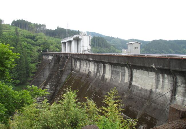 建設当時の大変さが偲ばれます。