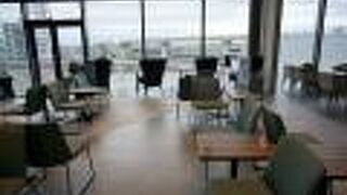 国内線の航空ラウンジ