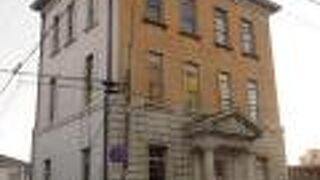 レトロな洋館です