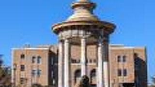 ローマ様式の噴水塔