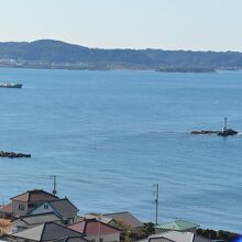観音堂からの眺望です。館山の海が良く見えます。