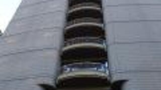 観光客が足を運ぶお寺ではなさそうです