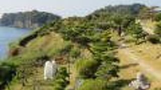 和歌の浦沿いにあります