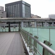 新横浜駅前にあります