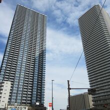 再開発によりタワマンが乱立する新しい街