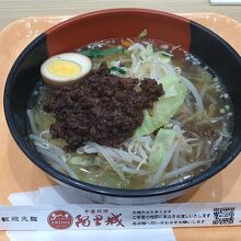台湾風挽肉入りラーメン