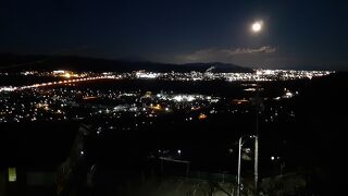 金谷・島田の街の夜景を楽しめる