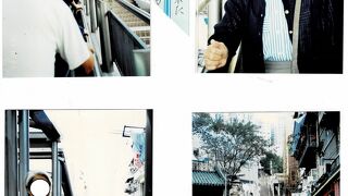 新設された長いエスカレーターに乗り、それからタクシーでヴィクトリア・ピーク（太平山）まで登った。