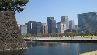 桜田門より中に入ります。