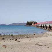津島に赤い橋、絵になる風景
